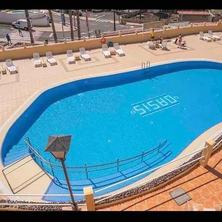 Spacious One Bedroom Apartment, Sea Views Over Looking Aqua Land