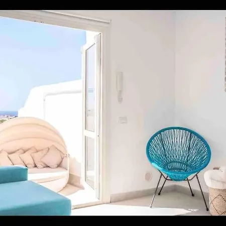 Spacious One Bedroom Apartment, Sea Views Over Looking Aqua Land شقة أذيخي